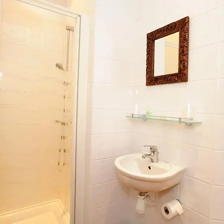 L'escalivade فندق مبيت وإفطار